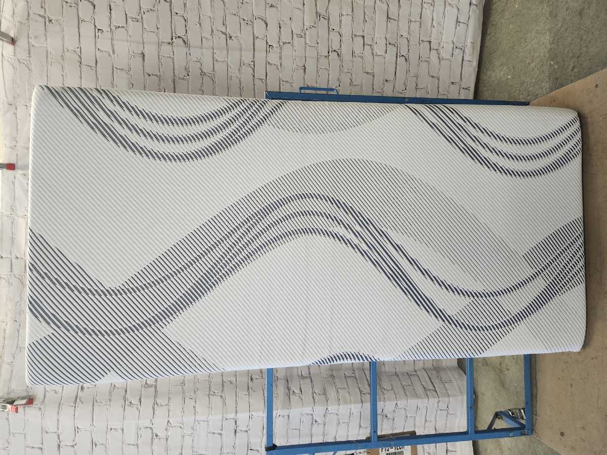 Tempur-Pedic ProSense Medium 12 Inch Mattress - Twin XL - Gallery Image 4